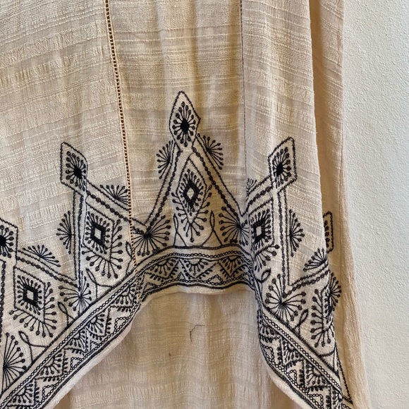 Tricee Thomas Boho High Low Embroidered Dress - Picture 4 of 5